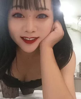 拼刺刀ts人妖骚妹妹